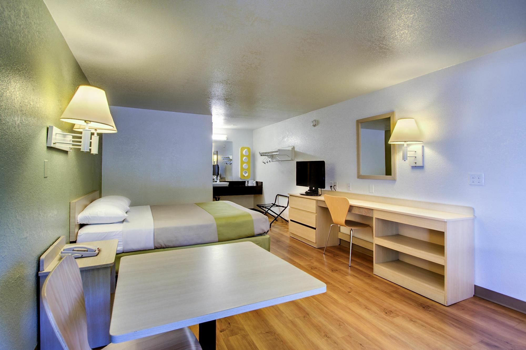 Rodeway Inn Baltimora Esterno foto